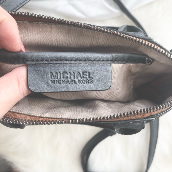 m i c h a e l k o r s - Picture 5 of 16